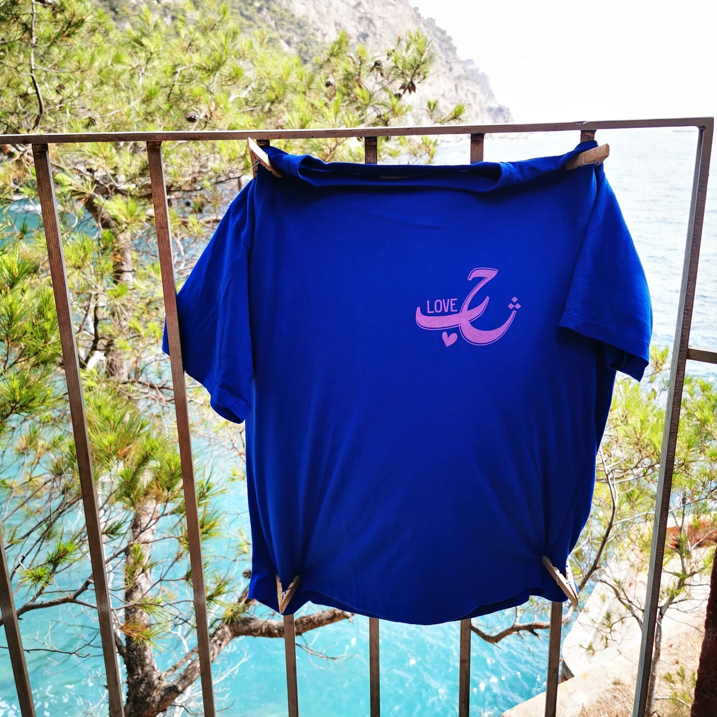 TEE-SHIRT- BLUE- "LOVE"- WOMEN