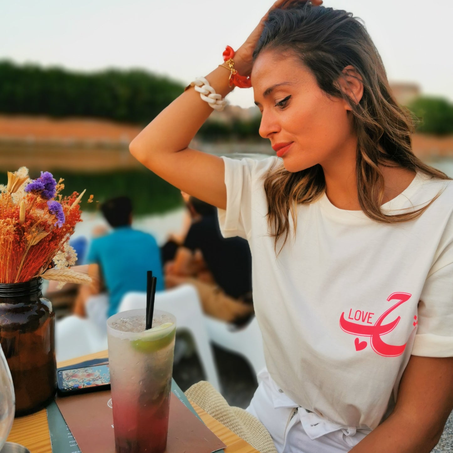 TEE- SHIRT -WHITE- "LOVE"- WOMEN