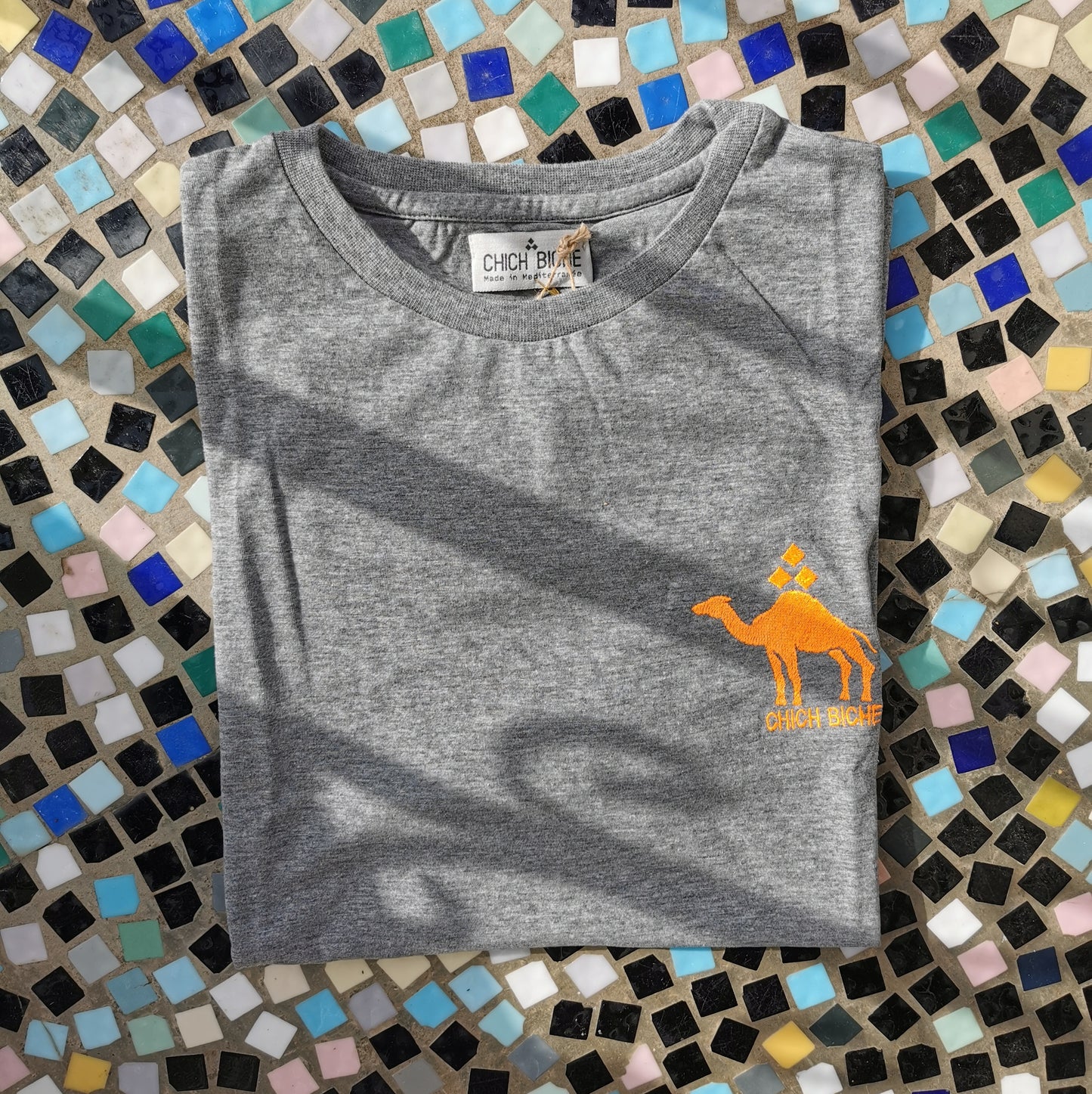 CAMEL TEE- GREY- UNISEX